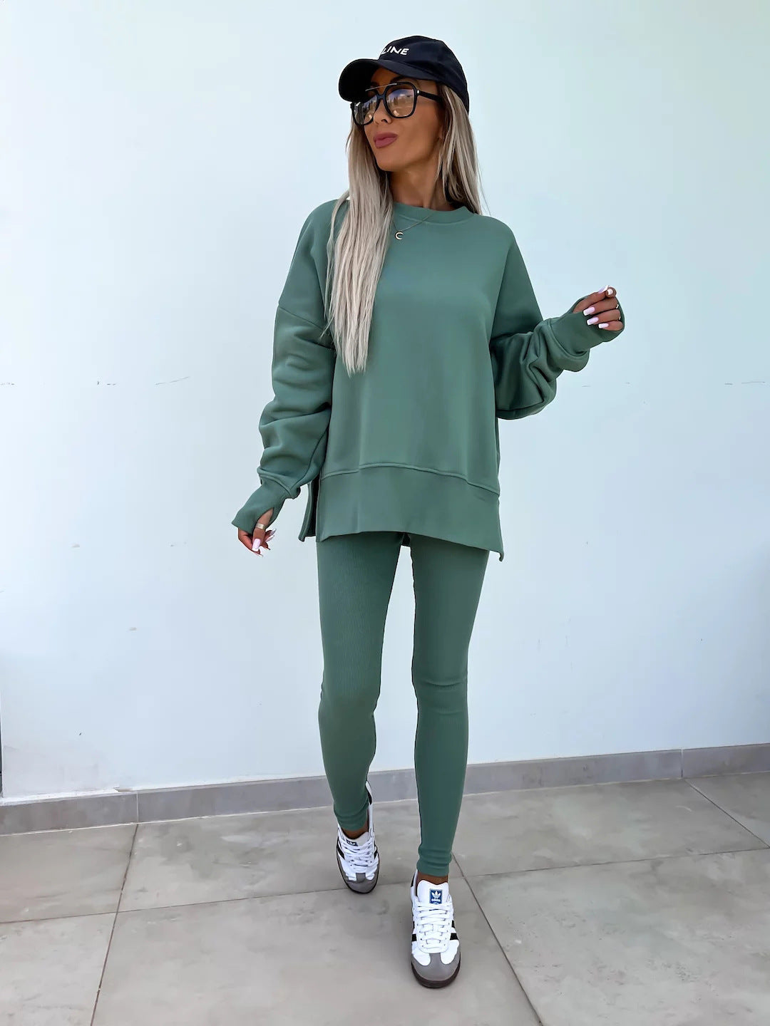 Cozy Women's Long Sleeve Winter Suit