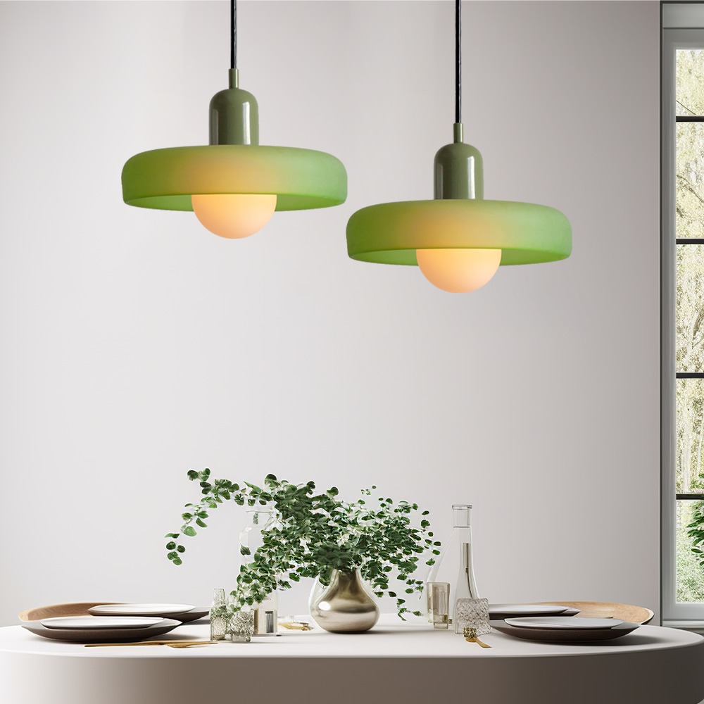 LUMINOUS ARTISAN – Elegant Colored Glass Pendant Lamp