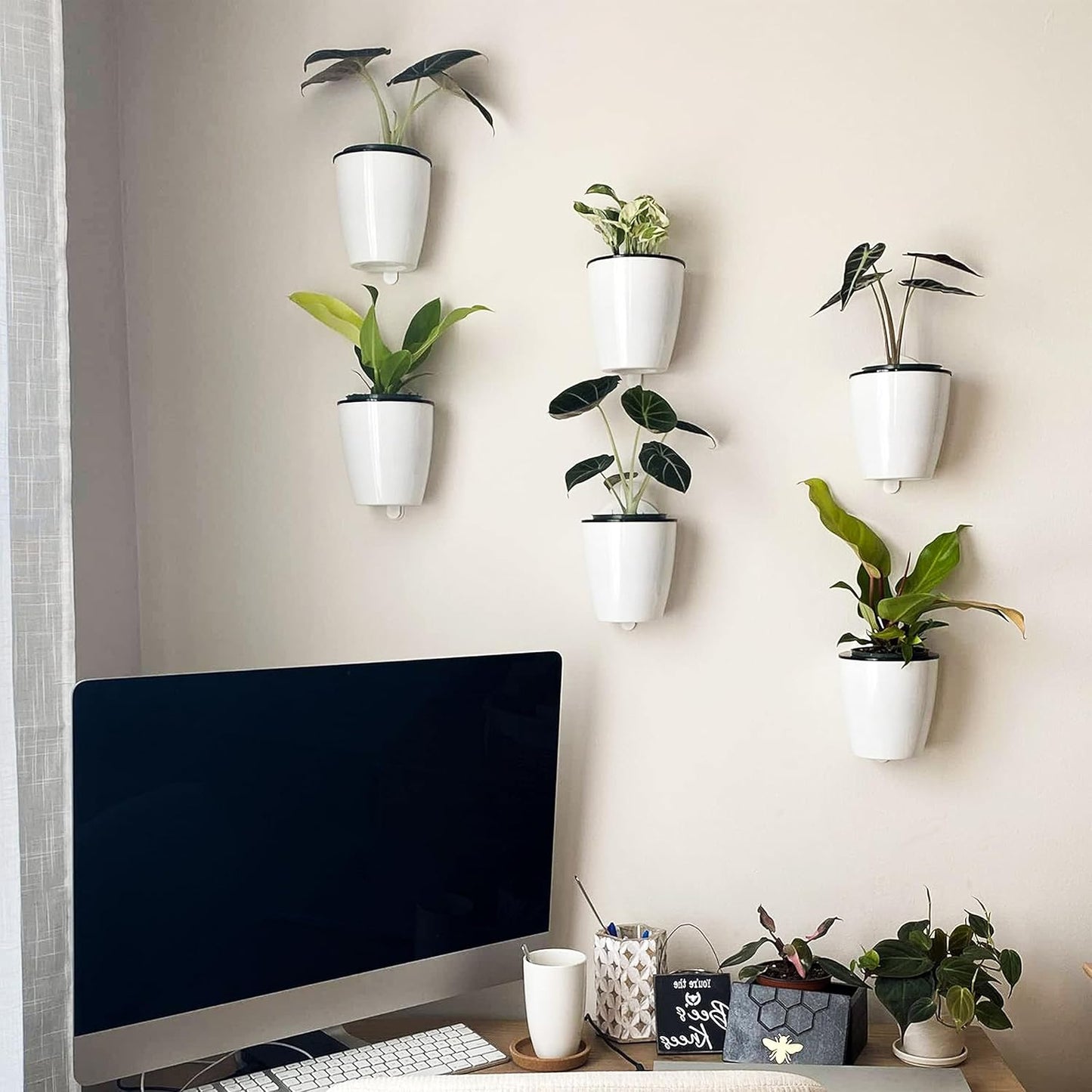 Effortless Self-Watering Wall-Mounted Plant Pot