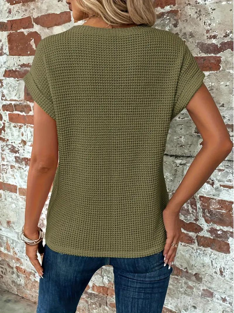 Chic Bamboo Women's T-Shirt – Effortless Elegance