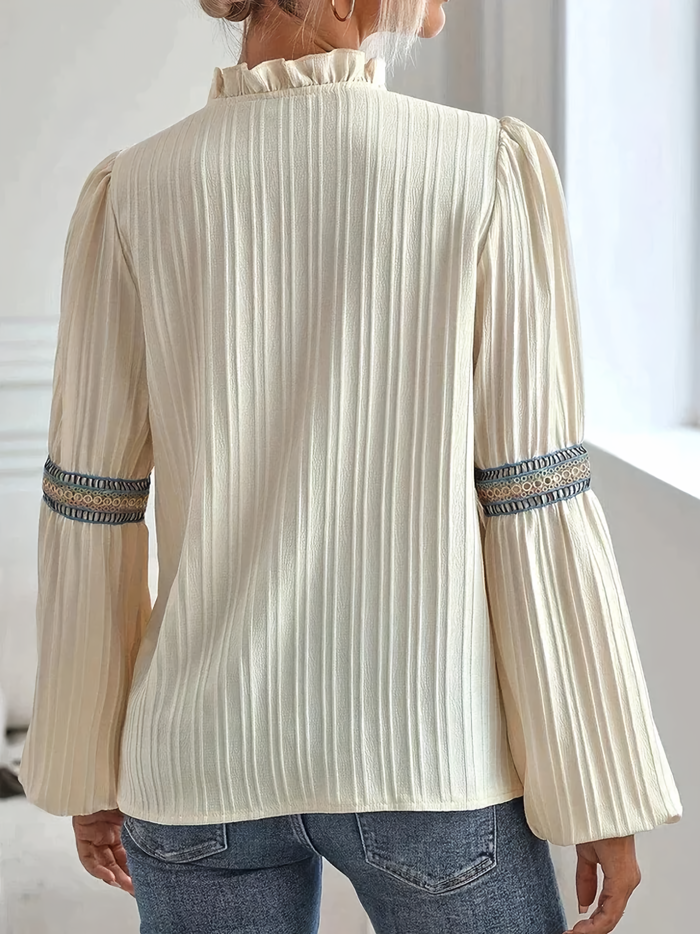Elegant Cora™ Lace Blouse - Timeless Sophistication