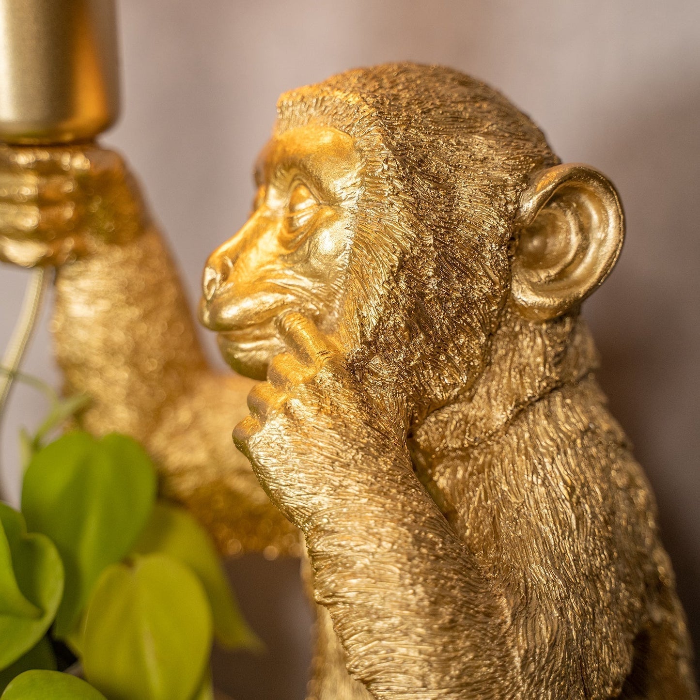 GOLDEN GORILLA – Luxurious Monkey Table Lamp