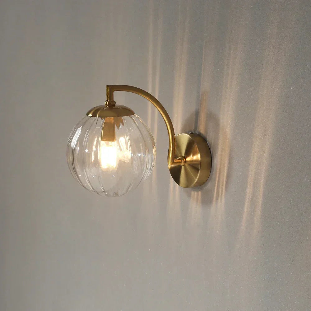 LUMINAIRE – Elegant Modern Glass Wall Light