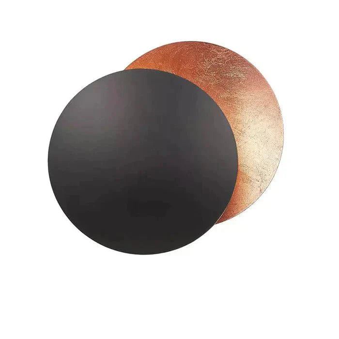 LUMINOUS ECLIPSE – Artistic Wall Lamp with Unique Light Reflections
