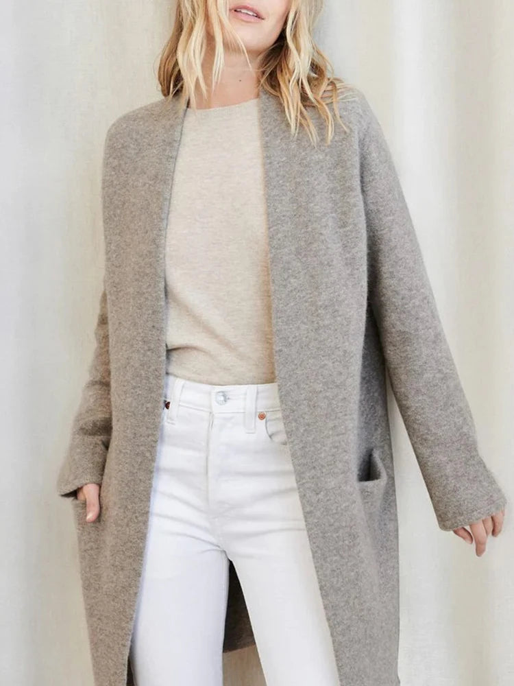 Chic Women's Long Knitted Cardigan with Pockets