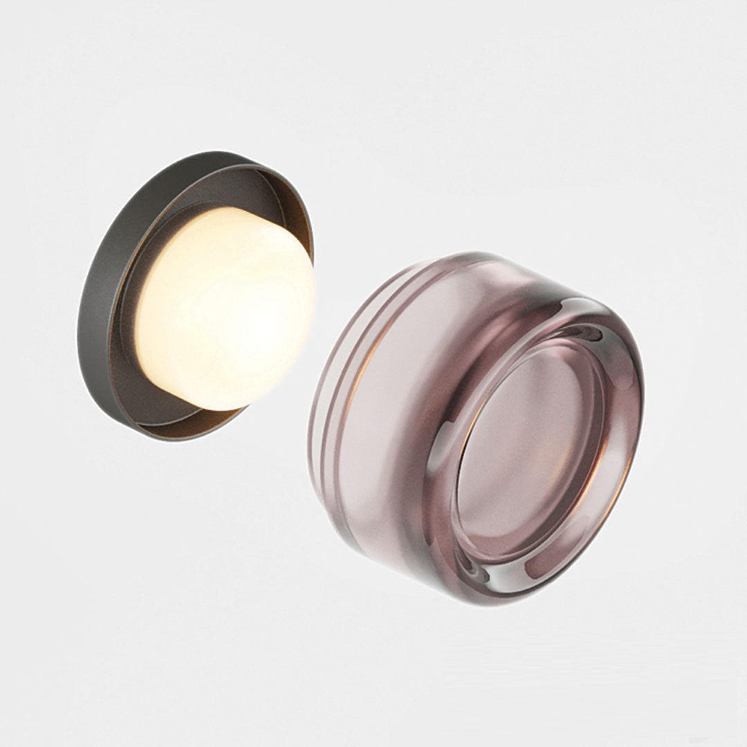LUMINOUS – Chic Wall Light for Modern Spaces