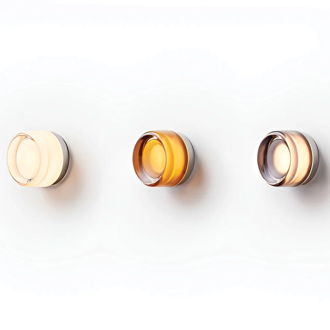 LUMINOUS – Chic Wall Light for Modern Spaces