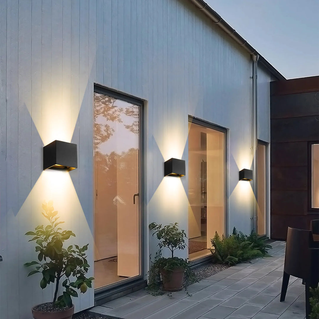 LUMINOX – Elegant Wireless LED Cube Light
