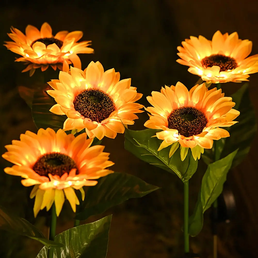 SUNSHINE BLOOM – Realistic Solar-Powered Garden Lamp