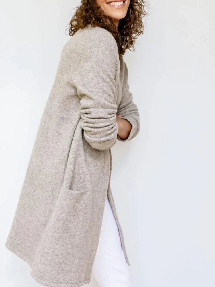Chic Women's Long Knitted Cardigan with Pockets