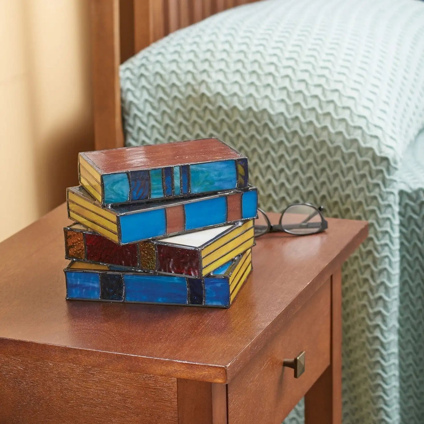 LUMILIT – Artistic Stained Glass Book Lamp