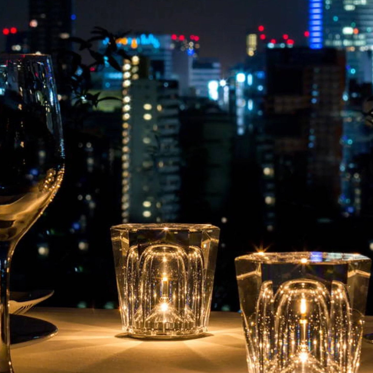 LUMINAIRE – Elegant Rechargeable Crystal Table Lamp