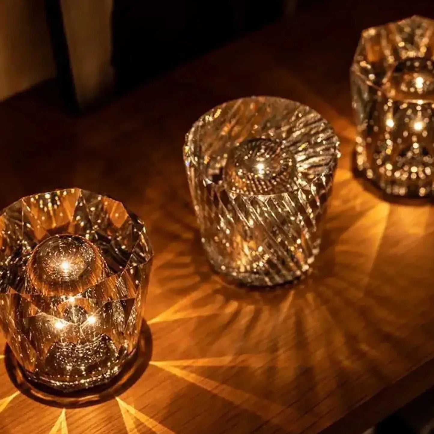 LUMINAIRE – Elegant Rechargeable Crystal Table Lamp