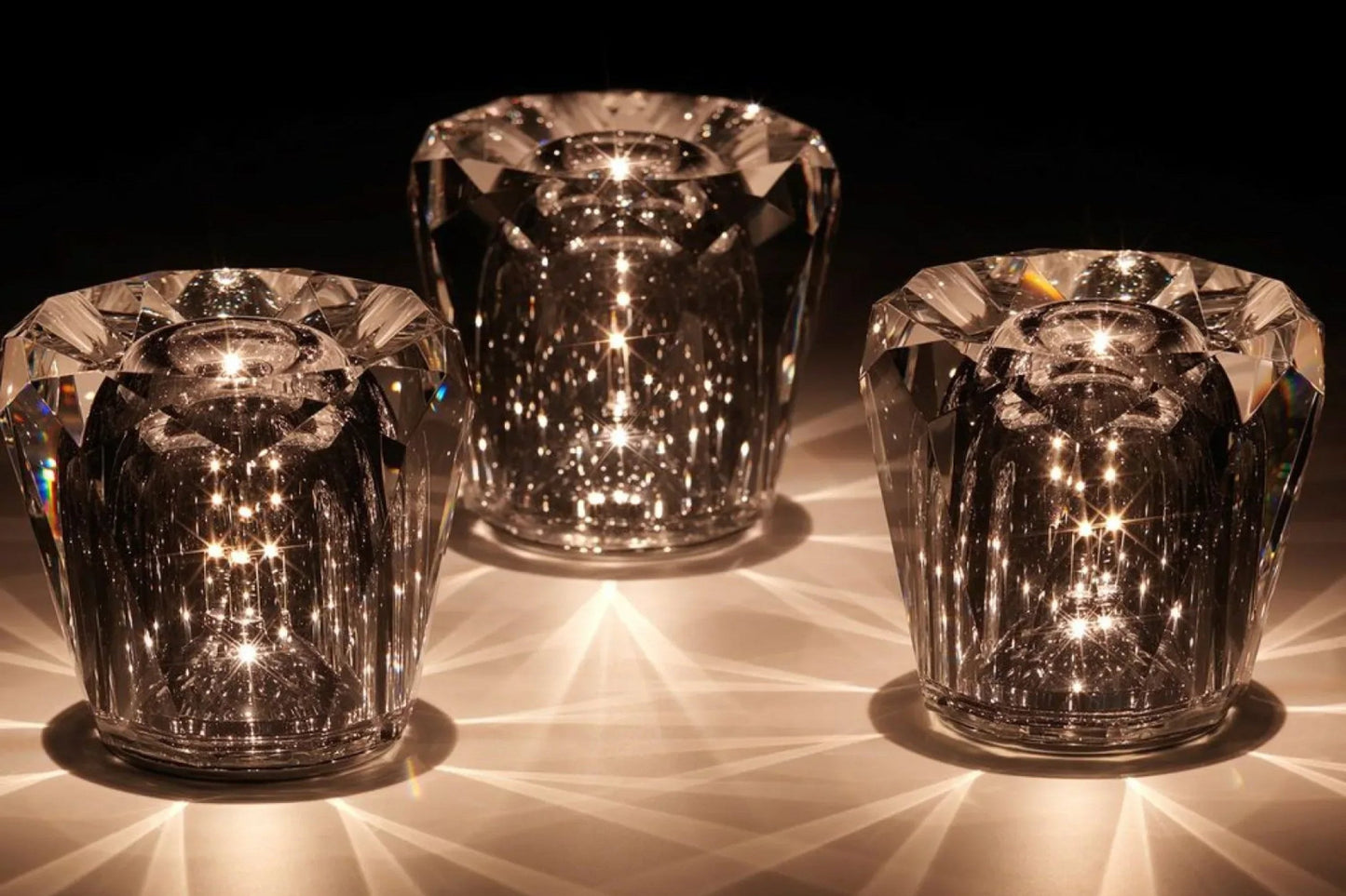 LUMINAIRE – Elegant Rechargeable Crystal Table Lamp