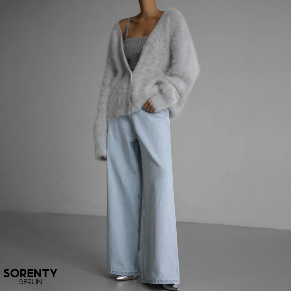 Luxurious Cashmere Cardigan for Ultimate Comfort