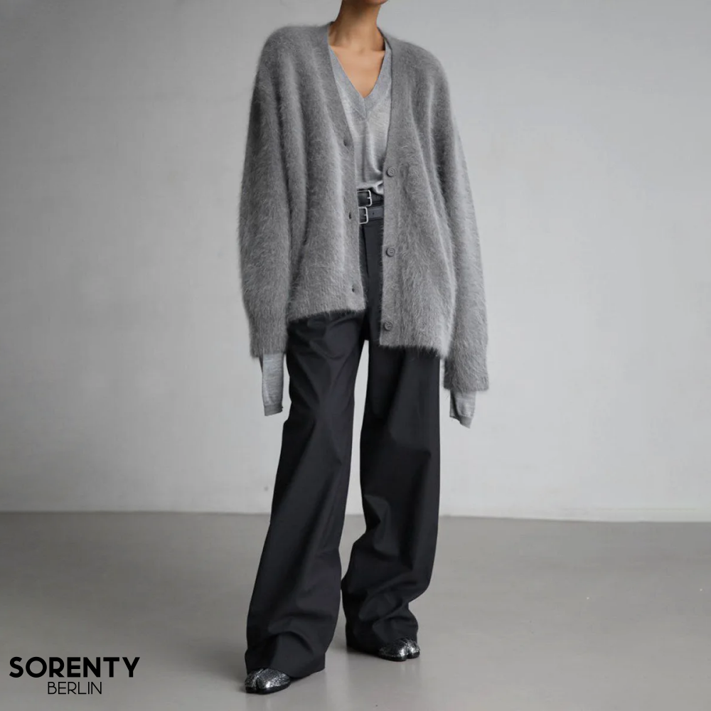 Luxurious Cashmere Cardigan for Ultimate Comfort