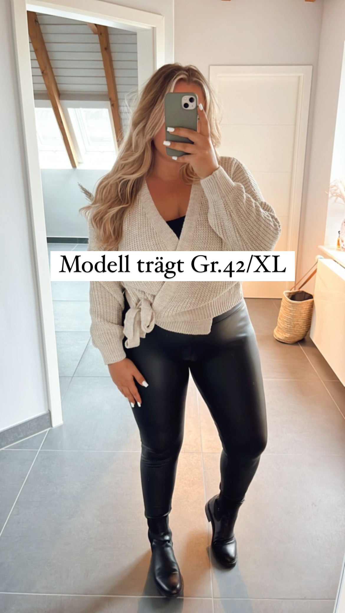 High-Waisted Stretch Leggings for All-Day Comfort