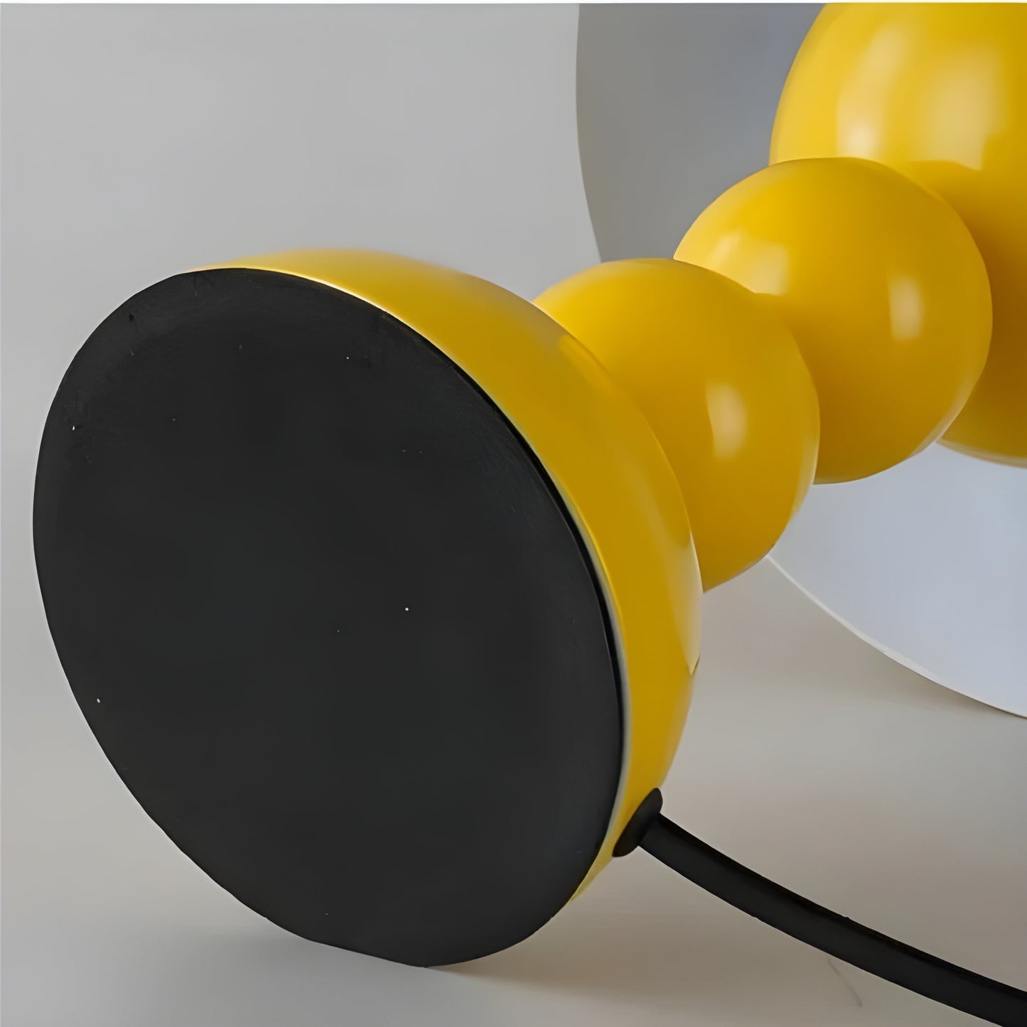 LUMINAIRE BLOOM – Elegant Dimmable Table Lamp