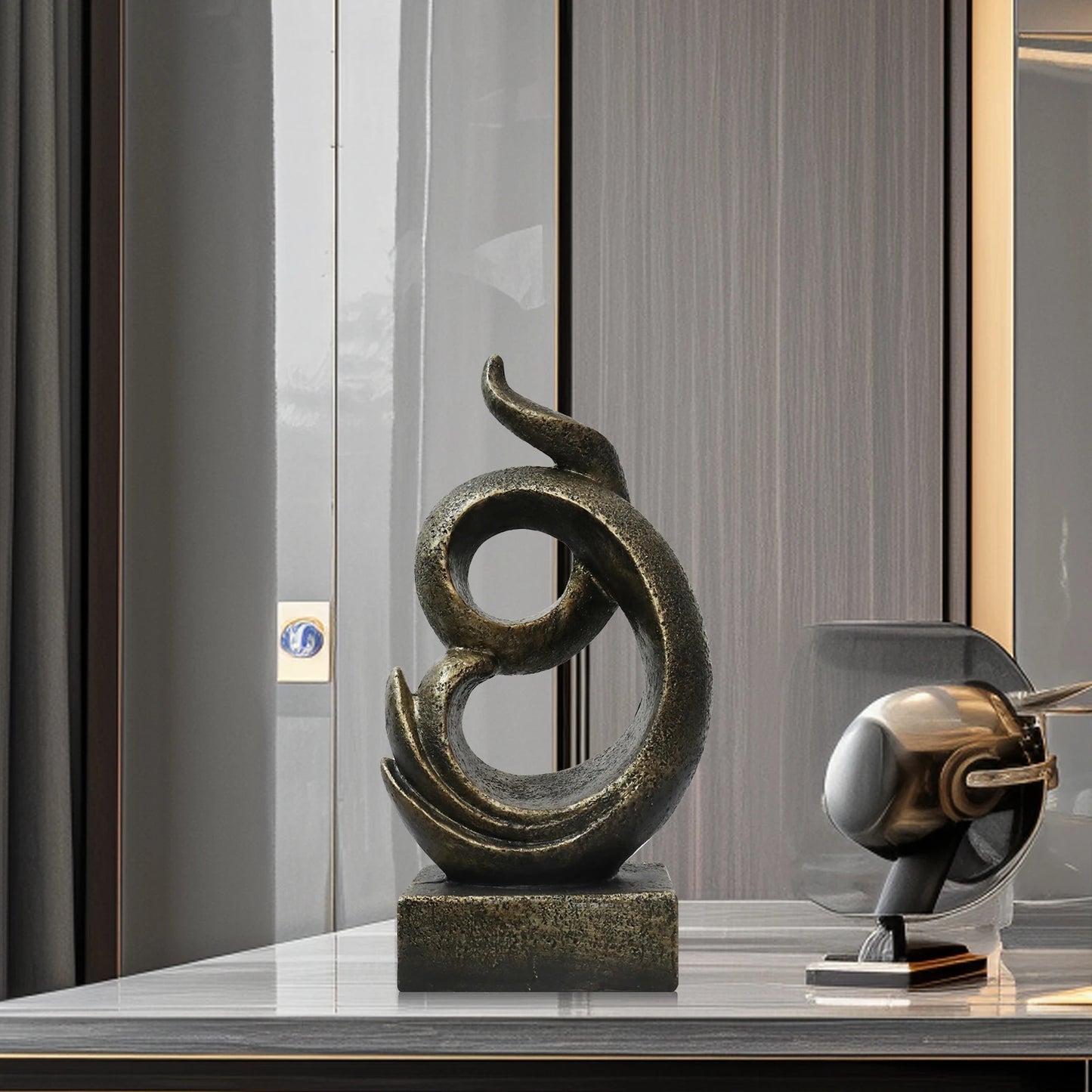 Eterna Retro Gold Abstract Sculpture