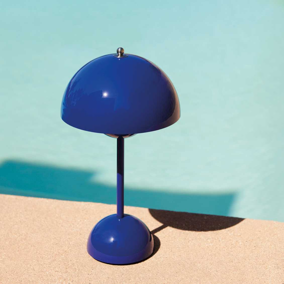 LUNARIA – Chic Wireless LED Table Lamp