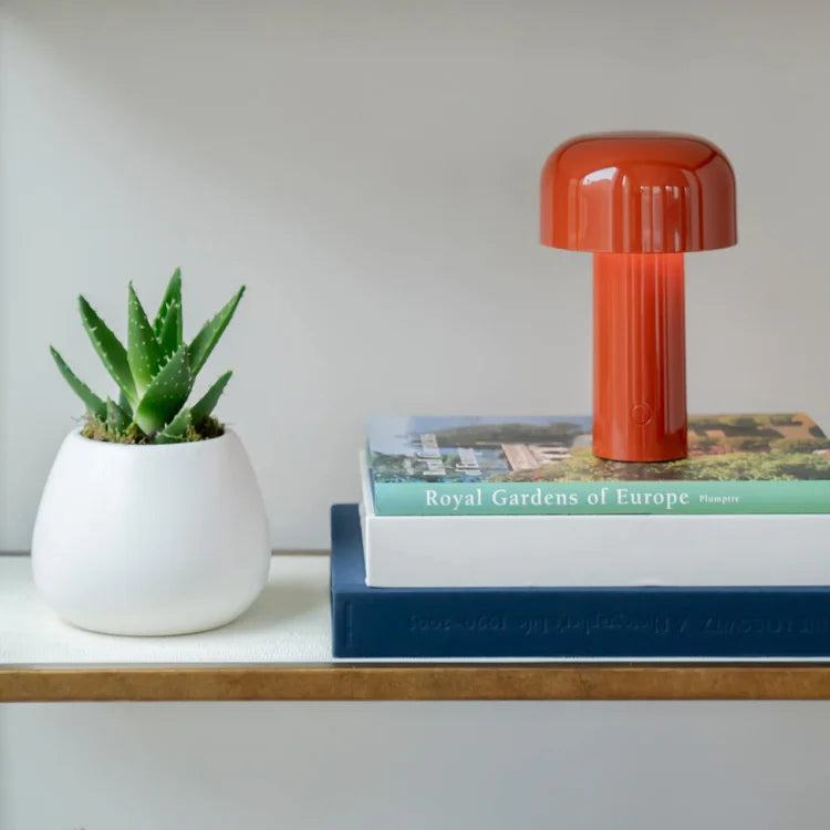 LUMINAIRE – Versatile LED Table Lamp with Dimming Options