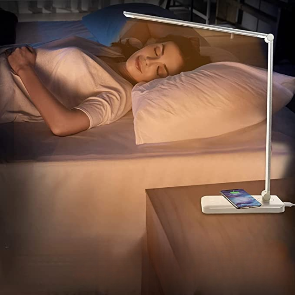 LUMINOX – Modern LED Desk Lamp with USB Charging