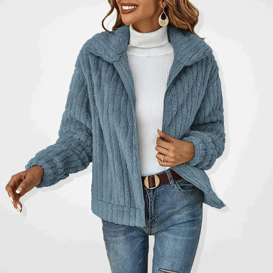 Elegant Women's Blazer: Timeless Style & Comfort