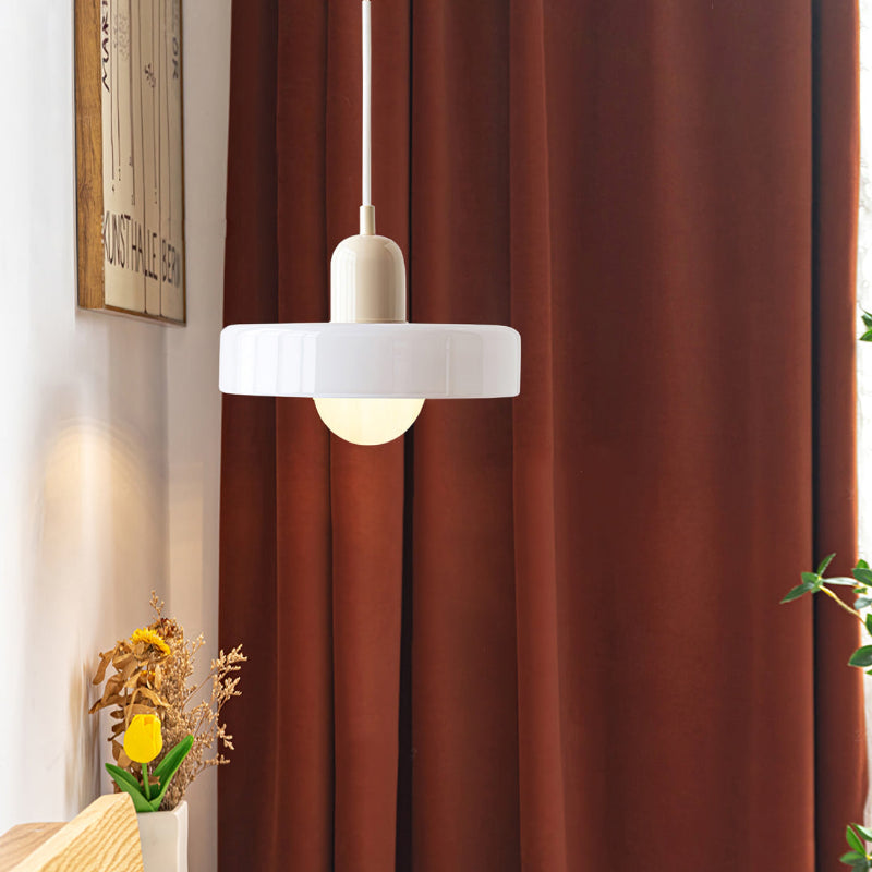 LUMINAIRE ARTISAN – Elegant Bauhaus Pendant Light