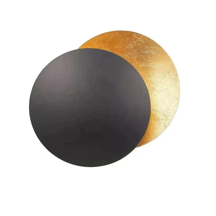 LUMINOUS ECLIPSE – Artistic Wall Lamp with Unique Light Reflections