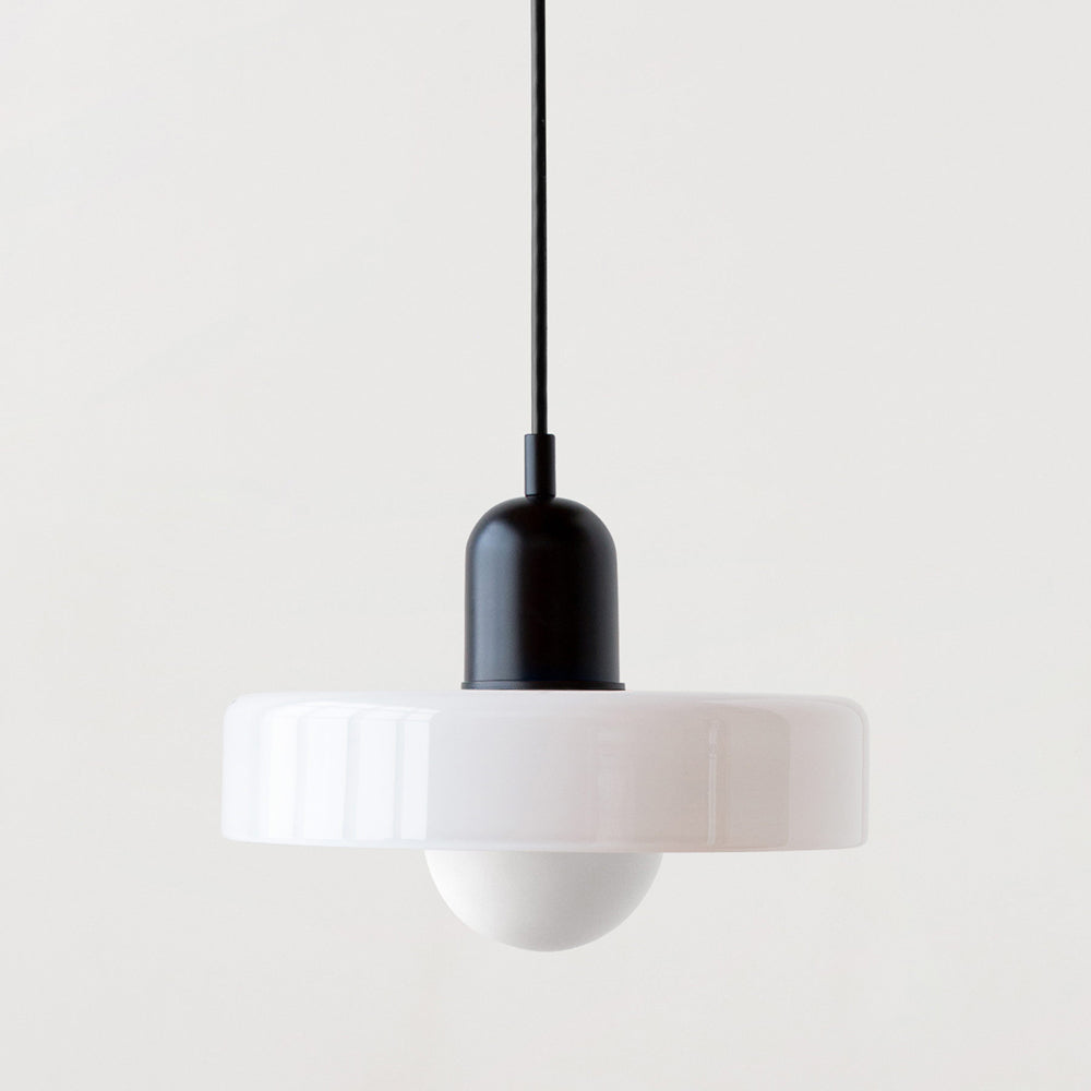 LUMINAIRE ARTISAN – Elegant Bauhaus Pendant Light