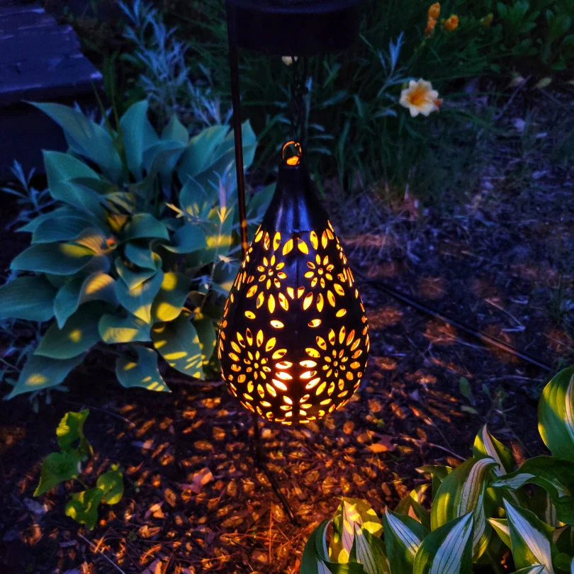 SOLARA – Elegant Solar-Powered Hanging Light