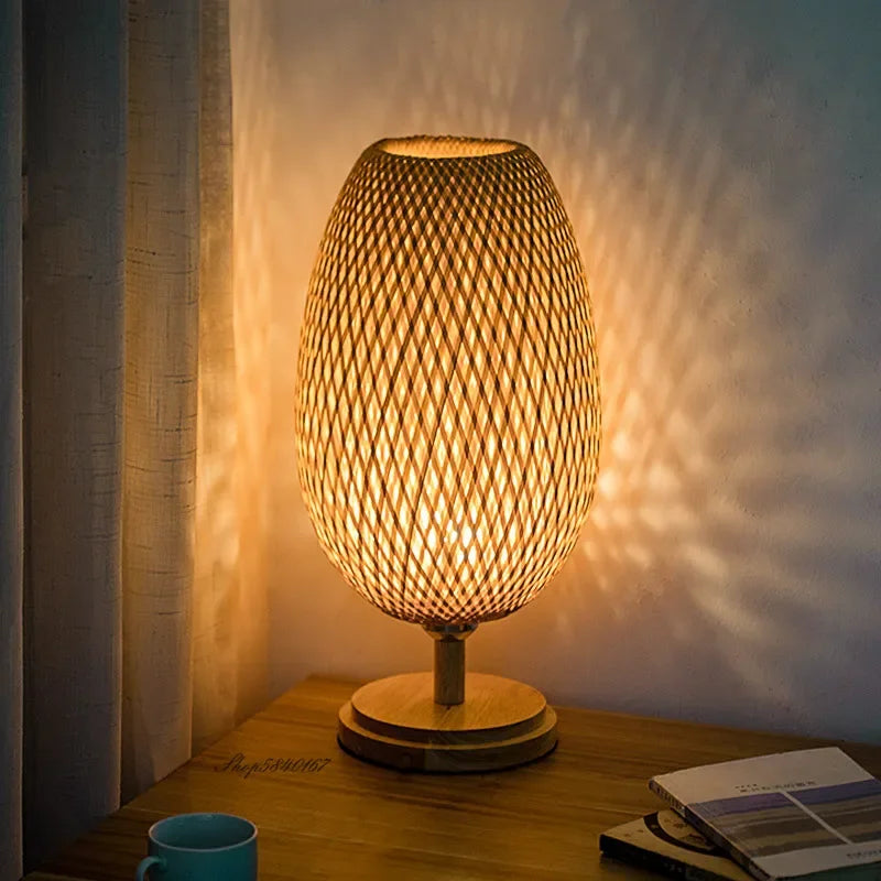 BAMBOO LUMINA – Vintage Table Lamp with Rustic Charm