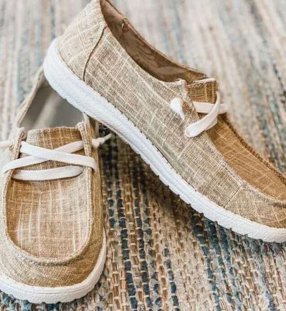 Elegant Women's Lace-Up Comfort Shoes