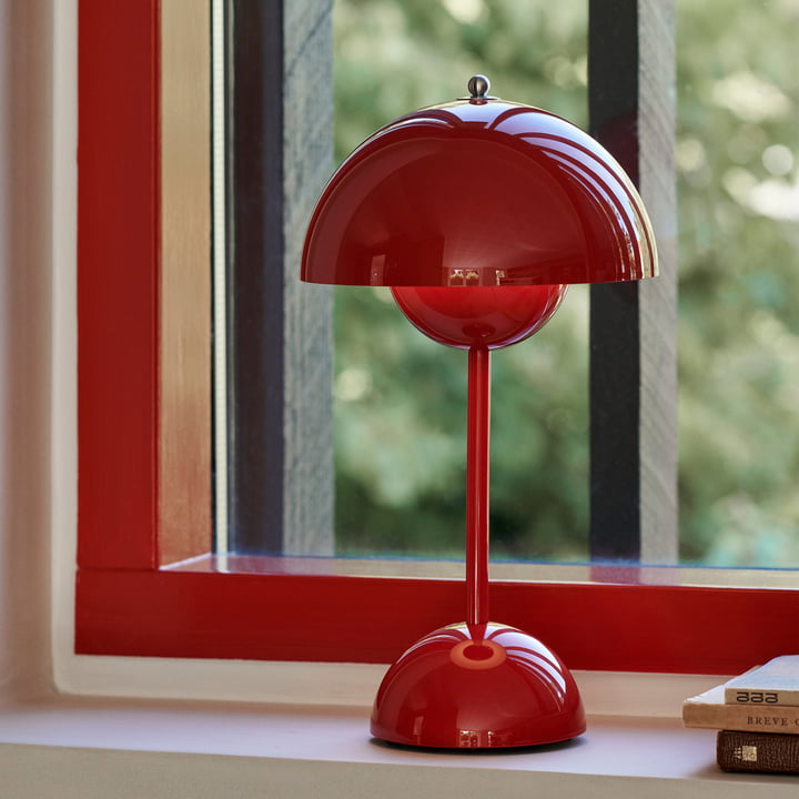 LUNARIA – Chic Wireless LED Table Lamp