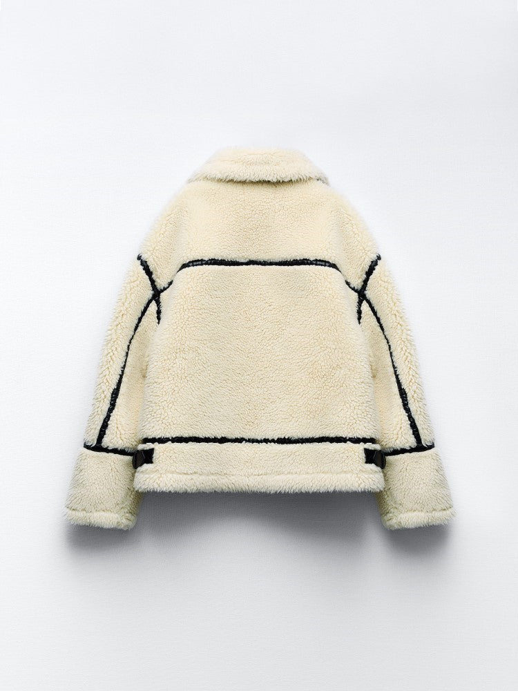 MAE Teddy Jacket: Elegant Comfort Redefined