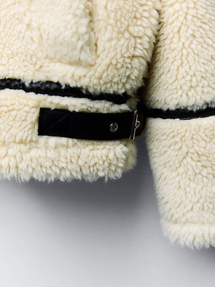 MAE Teddy Jacket: Elegant Comfort Redefined