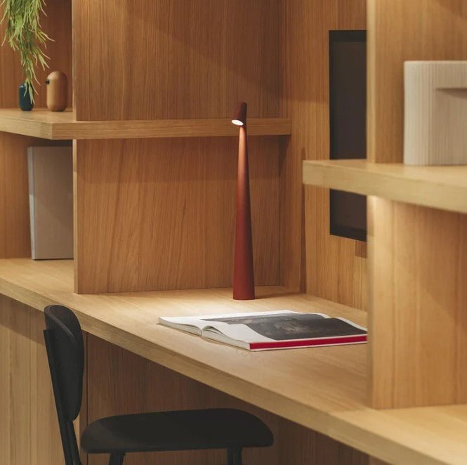 LUMINAIRE – Elegant Wireless LED Table Lamp